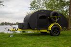 Teardrop mini caravan, demomodel 2024, zwart, Caravans en Kamperen, Caravans, Overige merken, Vast bed, Tot en met 2, Bedrijf