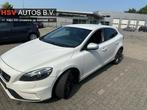 Volvo V40 2.0 D4 R-Design Business navi LM airco, Auto's, Gebruikt, Euro 6, Wit, Bedrijf