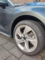 Winterbanden sets Audi A3 en Q3 / Volkswagen Tiguan, Ophalen, Banden en Velgen, 17 inch, 205 mm