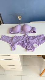 Lila lingeriesetje van de Livera, beha en 2 slips, Livera, Ophalen of Verzenden, Paars, Setje