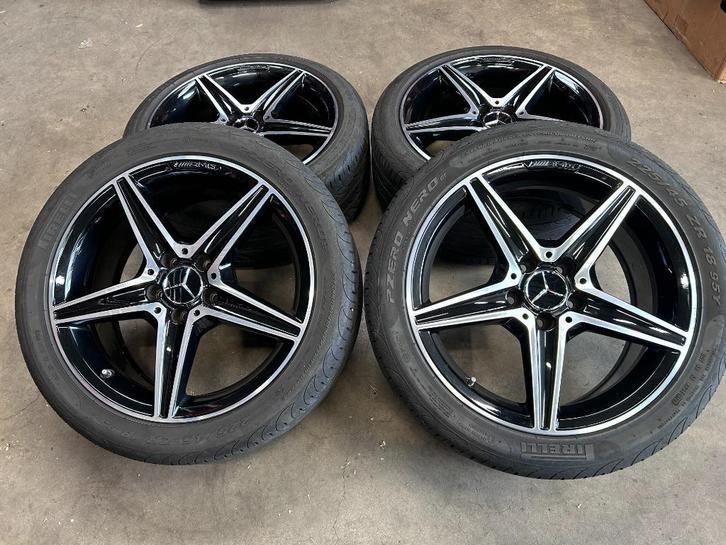 ❄️18 inch AMG velgen + winterbanden MB C klasse W206, Auto-onderdelen, Banden en Velgen, Banden en Velgen, Winterbanden, 18 inch