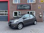Toyota Yaris 1.3 - 101 pk - CLIMATE CONTROL- ELEKTRISCH PAKK, Voorwielaandrijving, 1025 kg, Gebruikt, Zwart