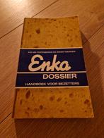 Enka Dossier (1972), Handboek voor Bezetters, activisme, Boeken, Politiek en Maatschappij, Ophalen of Verzenden, Zo goed als nieuw
