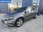 Mercedes GLA-klasse 180 Prestige Automaat/Led/Cruise/Camera, Auto's, Mercedes-Benz, Gebruikt, Euro 6, 4 cilinders, 715 kg