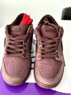 Nike SB Dunk Low Premium Burgundy Crush 43, Overige kleuren, Nike SB Dunk Low, Nieuw, Ophalen of Verzenden