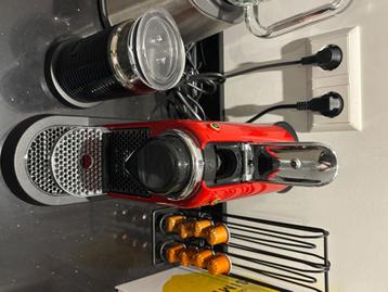 Krups Nespresso Citiz XN7415 - Koffiecupmachine - Rood beschikbaar voor biedingen