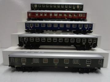 Marklin stam((01) 4022-4022-4023-4026-4032 D-trein rijtuigen beschikbaar voor biedingen