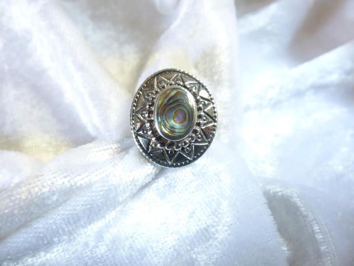 Mooie Zilveren Ring met Paarlmoer, Sieraden, Tassen en Uiterlijk, Antieke sieraden, Ring, Zilver, Verzenden