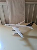 Lufthansa 747 28 cm, Ophalen of Verzenden, Zo goed als nieuw, Schaalmodel