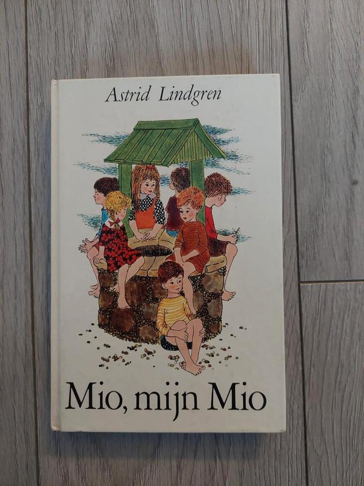 Vintage Mio mijn Mio 1972 Astrid Lindgren hardcover izgst, Boeken, Kinderboeken | Jeugd | onder 10 jaar, Zo goed als nieuw, Fictie algemeen