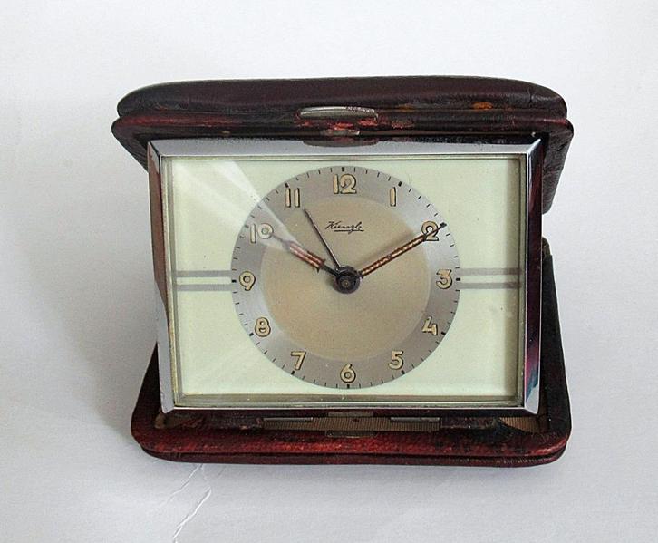 Kienzle retro mechanische reiswekker, Germany van de 40jaren, Antiek en Kunst, Antiek | Klokken, Ophalen of Verzenden