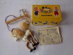 Oude Pelham Puppets Poodle met Doos, Engeland, jaren 60/70s, Ophalen of Verzenden, Zo goed als nieuw