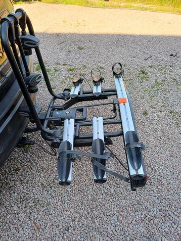 Fietsendrager voor drie fietsen  beschikbaar voor biedingen