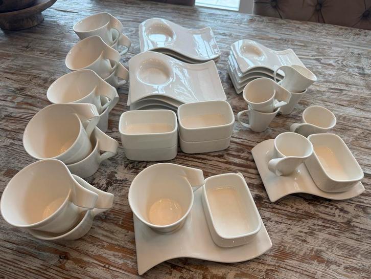 Villeroy & Boch New Waves, Huis en Inrichting, Keuken | Servies, Zo goed als nieuw, Kop(pen) en/of Schotel(s), Effen, Porselein