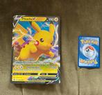 Pokémon oversized Pikachu kaart, Ophalen of Verzenden, Zo goed als nieuw, Losse kaart