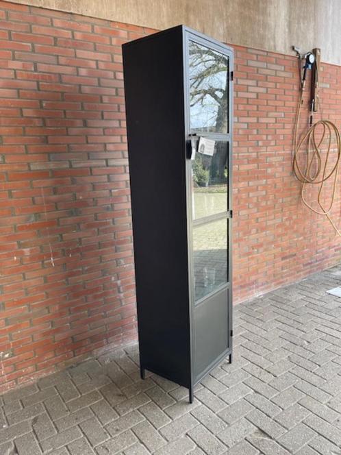 vitrinekast smal Industriële metaal  50cm breed actie prijs, Huis en Inrichting, Kasten | Ladekasten, Nieuw, 200 cm of meer, 50 tot 100 cm