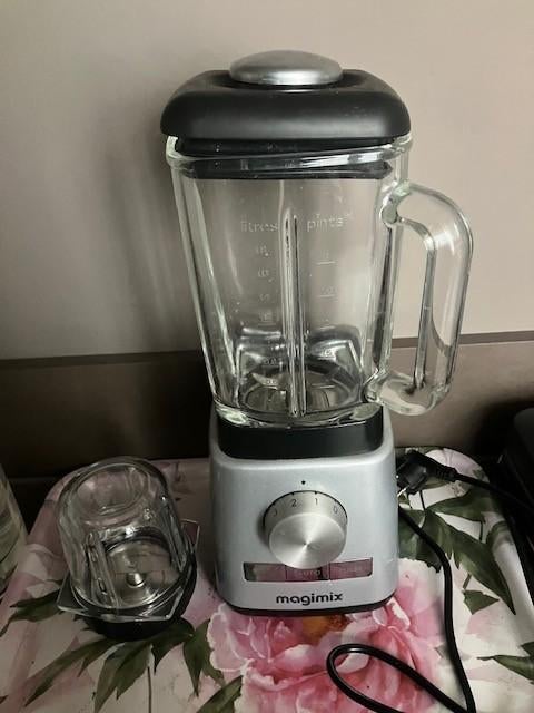 magimix blender met  mengkom, Witgoed en Apparatuur, Blenders, Zo goed als nieuw, Powerblender, Ophalen of Verzenden