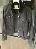 Superleuk spijkerjasje(Bershka denim)mt.L, Kleding | Dames, Jassen | Zomer, Zwart, Maat 42/44 (L), Ophalen of Verzenden, Zo goed als nieuw