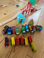 Houten treinbaan met veel extra’s, Kinderen en Baby's, Speelgoed | Houten speelgoed, Ophalen of Verzenden