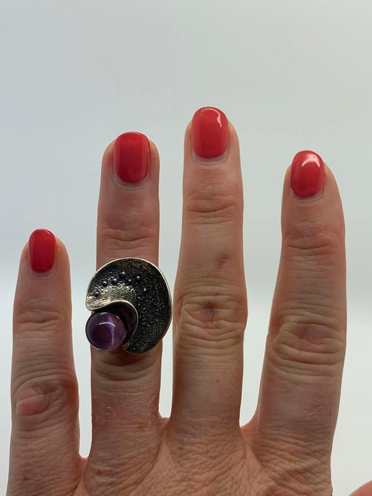 X52 Prachtige zilveren ring amethist maat 16,5, Sieraden, Tassen en Uiterlijk, Antieke sieraden, Ring, Zilver, Met edelsteen, Ophalen of Verzenden