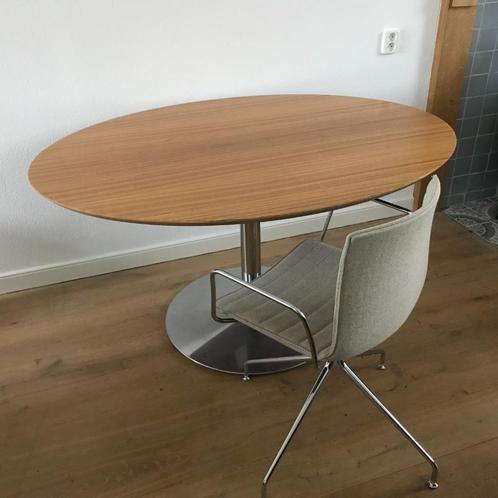 Artifort Circle 3 Pierre Paulin ovale tafel eettafel compact, Huis en Inrichting, Stoelen, Gebruikt, Eén, Bruin, Ophalen of Verzenden