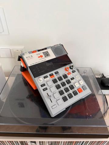 Teenage Engineering KO II met case en originele doos beschikbaar voor biedingen