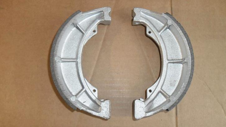 remschoen rm ts dr sp ts lt rg 125 250 400 500 600,remblok, Motoren, Onderdelen | Suzuki, Nieuw, Ophalen of Verzenden