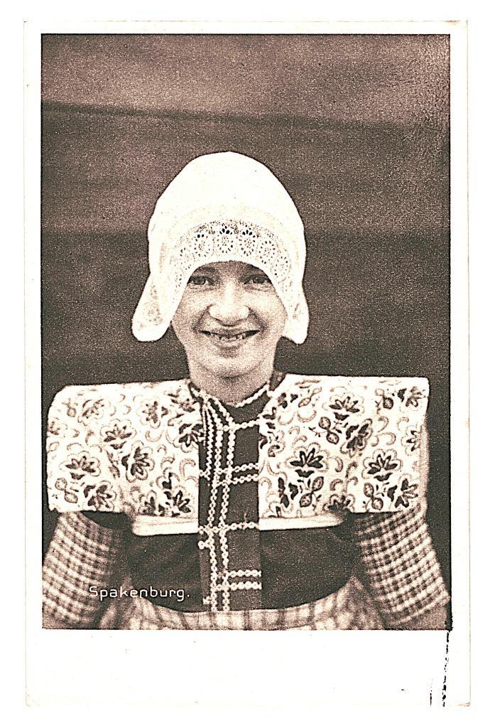 979708	Klederdracht	Utr	Spakenburg	Nette oude kaart onbeschr, Verzamelen, Ansichtkaarten | Nederland, Ongelopen, Utrecht, Ophalen of Verzenden