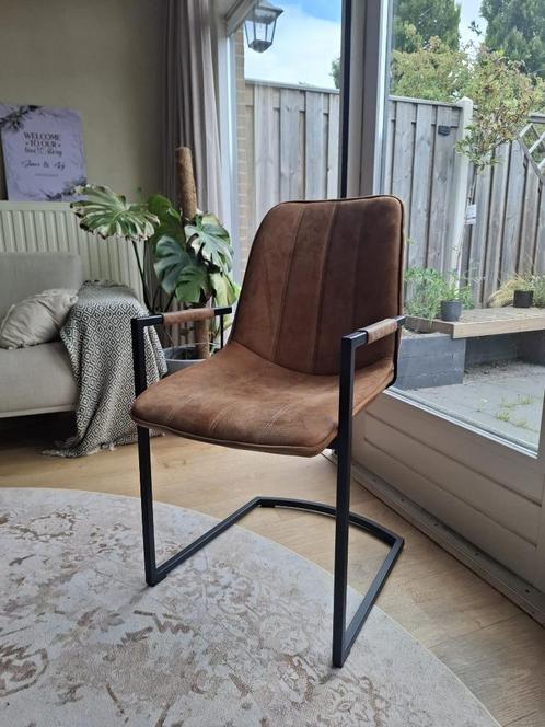 Stoel imitatieleer netjes, Huis en Inrichting, Stoelen, Zo goed als nieuw, Eén, Leer, Stof, Ophalen of Verzenden
