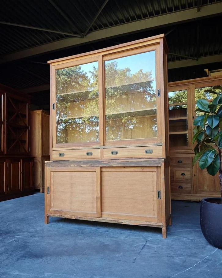 Vintage schoolkast | Buffetkast Teakhout #2225, Huis en Inrichting, Kasten | Buffetkasten, Gebruikt, 200 cm of meer, 150 tot 200 cm