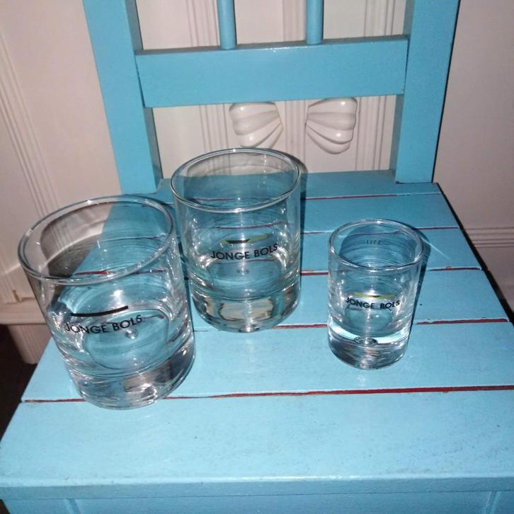 Jonge bols glazen 2x groot 1 x borrelglaasje, Verzamelen, Glas en Borrelglaasjes, Gebruikt, Overige typen, Ophalen
