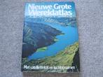 Nieuwe Grote Wereld atlas, Boeken, Atlassen en Landkaarten, Gelezen, Wereld, Ophalen of Verzenden, 1800 tot 2000