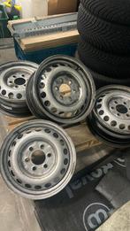 4 velgen voor mercedes sprinter,vw crafter emz, Ophalen, Zo goed als nieuw