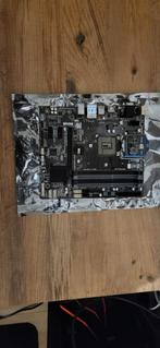 Gigabyte b85m-ds3h-A (defect), DDR3, Ophalen of Verzenden, Micro-ATX, LGA 1150