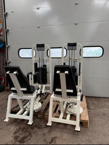 Life Fitness Pro Pro1 Abductor/Adductor/2machines beschikbaar voor biedingen