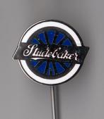 Studebaker logo emaille speldje, Verzamelen, Gebruikt, Niet vindbaar, Niet vindbaar, Speldje of Pin