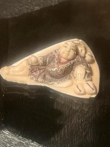 Antieke Japanse Netsuke beschikbaar voor biedingen