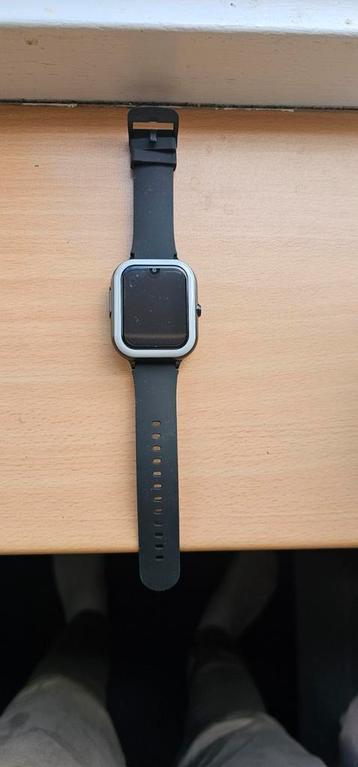 Kinder Smartwatch Zwart | 4G, GPS, Videobellen & SOS-functie beschikbaar voor biedingen