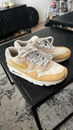 Nike air max 90/1 yellow gold, Kleding | Heren, Schoenen, Ophalen of Verzenden, Gedragen, Overige kleuren