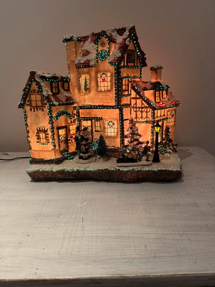 Kersthuisjes zolder op ruiming, Diversen, Kerst, Zo goed als nieuw, Verzenden