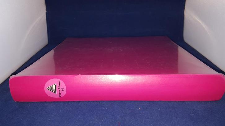 Fotoalbum roze, 60 stuks. 30x30 cm. Nieuw in verpakking. 5B7, Audio, Tv en Foto, Fotografie | Fotolijsten, Gebruikt, Ophalen of Verzenden