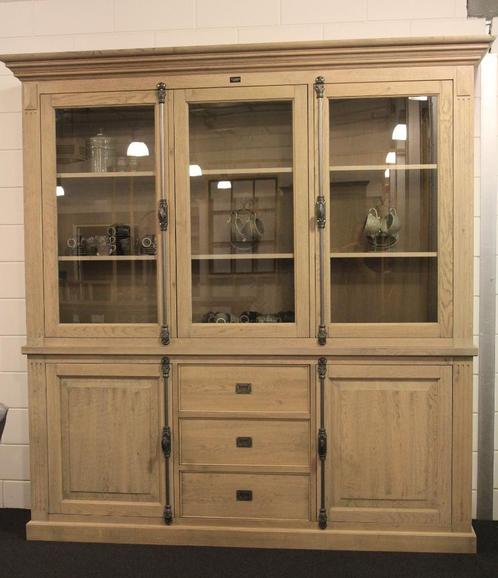 Buffetkast Eiken Espagnoletsluiting, Huis en Inrichting, Kasten | Buffetkasten, Zo goed als nieuw, 200 cm of meer, 200 cm of meer