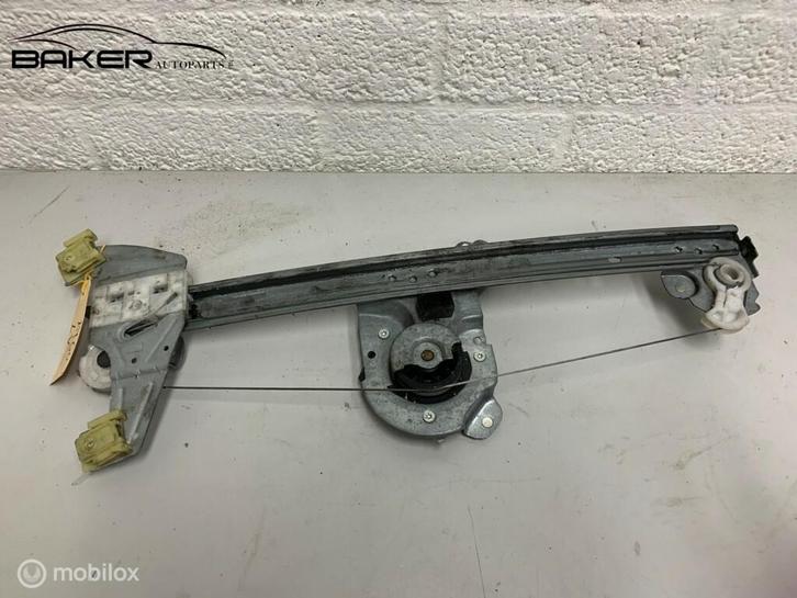 Raammechanisme linksvoor Toyota Aygo I ('05-'14) 400843C, Auto-onderdelen, Ruiten en Toebehoren, Toyota, Gebruikt, Ophalen of Verzenden