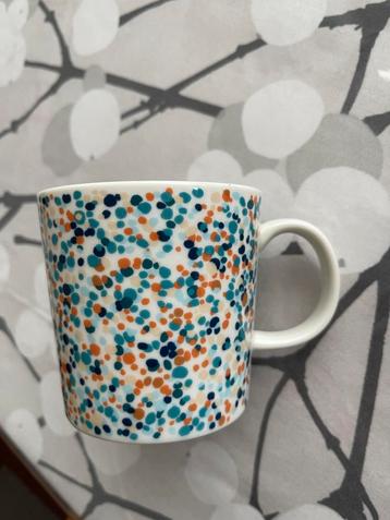 Iittala Oiva Toikka Helle Mok Beker beschikbaar voor biedingen