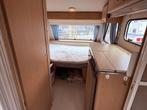 Kip De Luxe 42 T bouwjaar 1992 met voortent en luifel, Caravans en Kamperen, Caravans, Standaardzit, Overige typen, Kip, Bedrijf