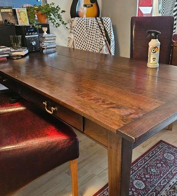 Mooie vintage eettafel te koop (moet deze week weg!!!) beschikbaar voor biedingen