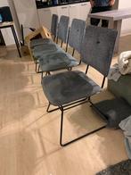 URGENT VOOR WOENSDAG.Handgemaakte tafel + 6 stoelen, Huis en Inrichting, Stoelen, Gebruikt, Ophalen of Verzenden, Metaal, Grijs