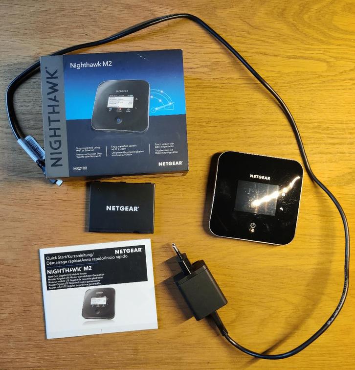 Netgear Nighthawk M2 MIFI, Computers en Software, Routers en Modems, Gebruikt, Router, Ophalen of Verzenden