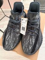 Yeezy Boost 350 V2 - Nieuw in doos!, Kleding | Heren, Schoenen, Zwart, Nieuw, Ophalen of Verzenden, Sneakers of Gympen