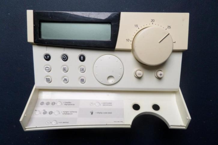 Nefit Modulerende Klokthermostaat - Moduline 30., Doe-het-zelf en Verbouw, Thermostaten, Zo goed als nieuw, Slimme thermostaat